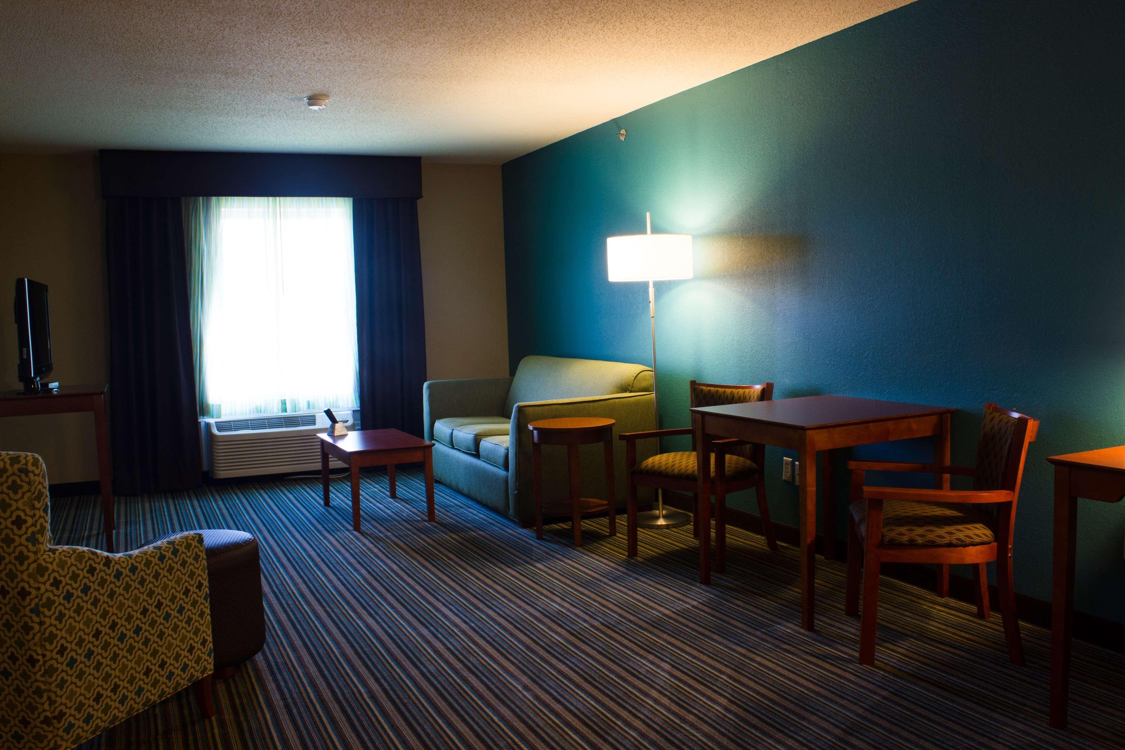 Best Western Plus Menomonie Inn & Suites Exterior foto